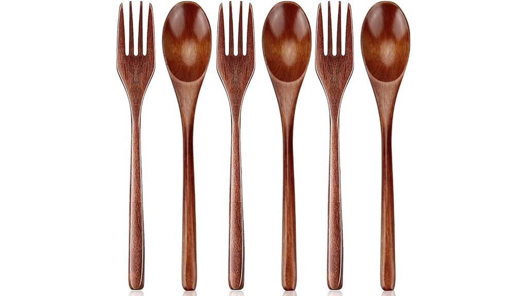 wooden eating utensil set